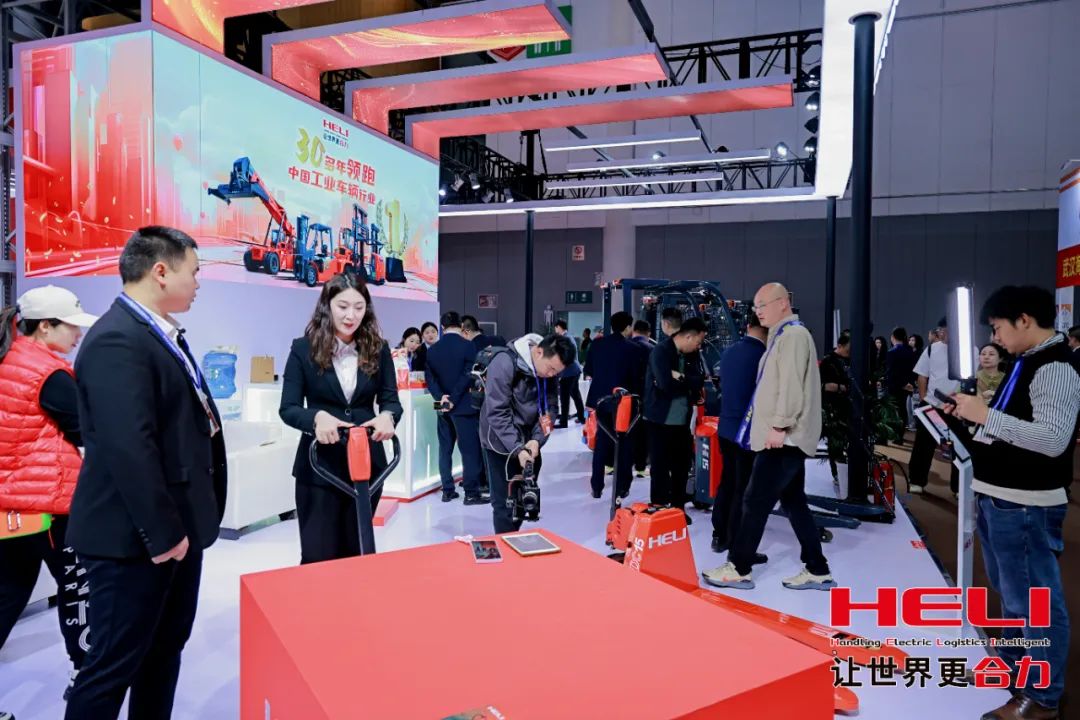 尊龙凯时加入第112届天下糖酒商品生意会 - 安徽尊龙凯时有限责任公司